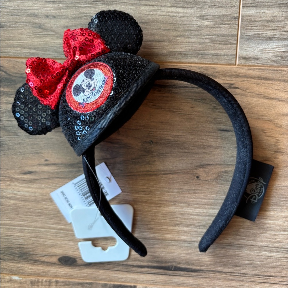 *NWT - Rare Disney Black and Red Mickey Mouse Sequin Headband